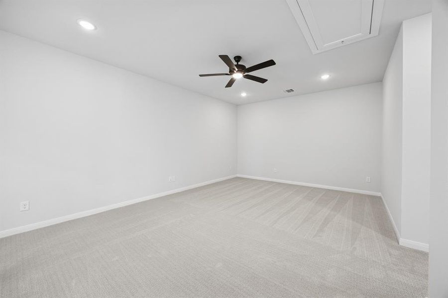 Spacious, unfurnished interior of a new home in The Retreat at Harvest, Argyle (Image 22). Spacious, unfurnished interior of a new home in The Retreat at Harvest, Argyle (Image 22).