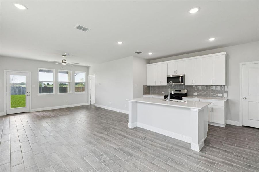 Furnished interior view inside a new home in Bellagio, Forney (Image 4).