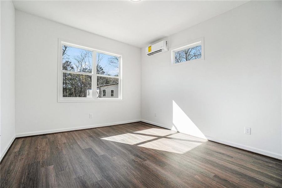 Spacious, unfurnished interior of a new home in , Atlanta (Image 21). Spacious, unfurnished interior of a new home in , Atlanta (Image 21).