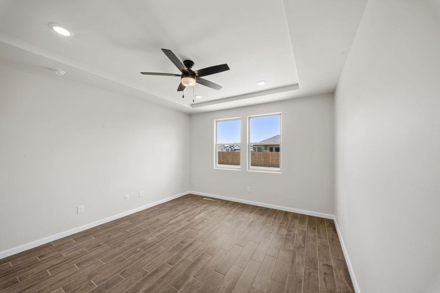 Spacious, unfurnished interior of a new home in Paloma Ranch, Harlingen (Image 17).