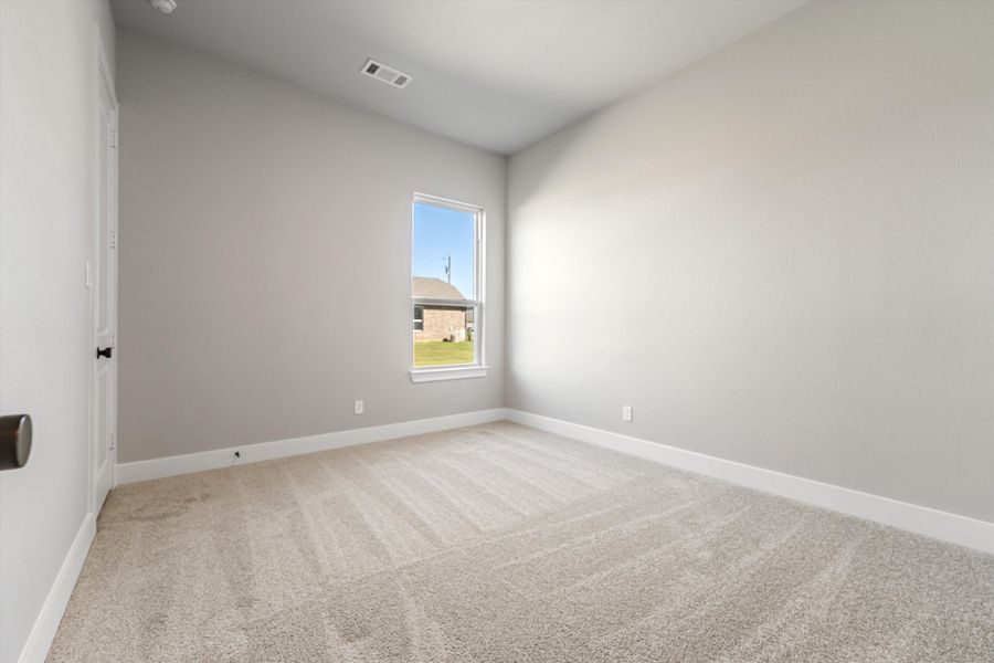 Spacious, unfurnished interior of a new home in Fannin Ranch, Leonard (Image 36).