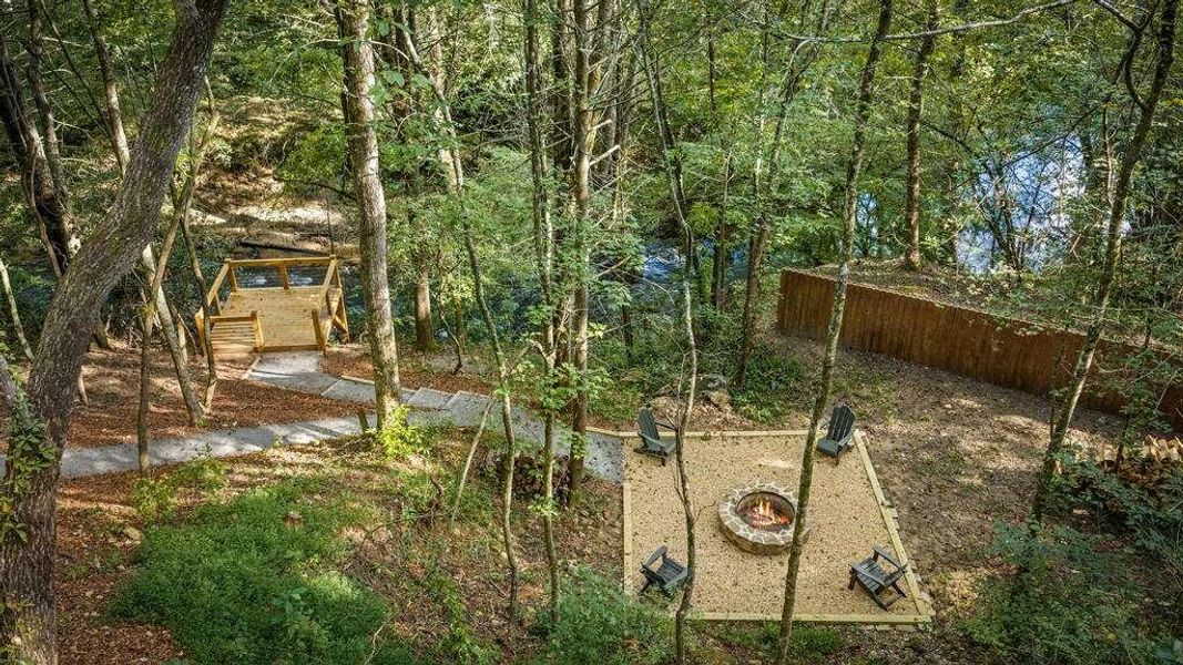 Image 84 of a home in .