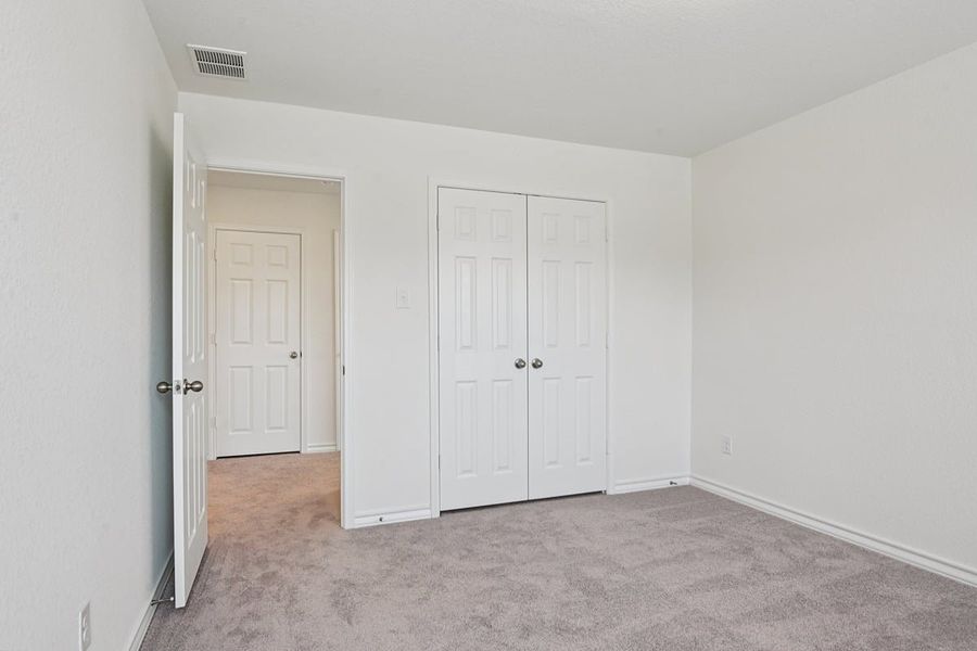 Spacious, unfurnished interior of a new home in Eagle Creek, Denton (Image 16). Spacious, unfurnished interior of a new home in Eagle Creek, Denton (Image 16).
