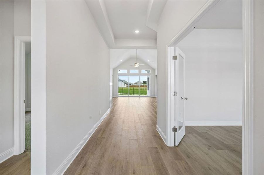 3-625Majestic_003 3-625Majestic_003