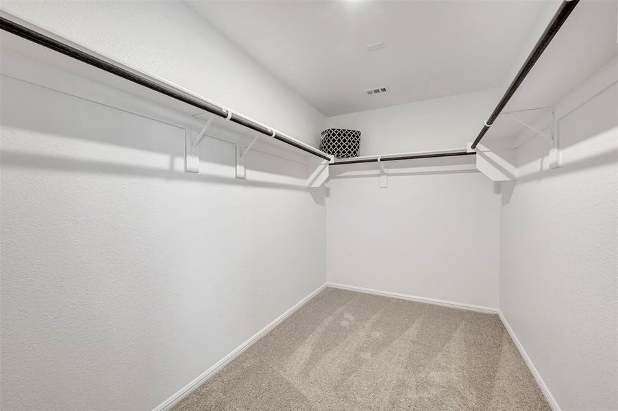 Spacious, unfurnished interior of a new home in Mobberly Farms, Pilot Point (Image 28).