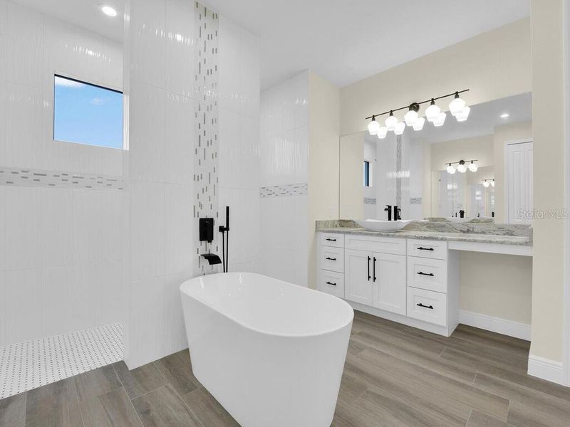 Furnished interior view inside a new home in , Cape Coral (Image 29).