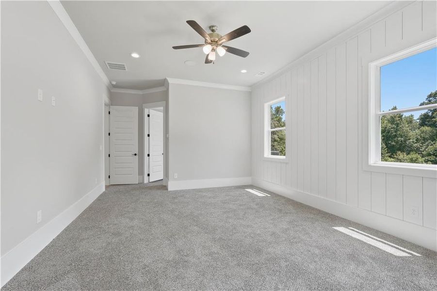 Spacious, unfurnished interior of a new home in , Jefferson (Image 49).