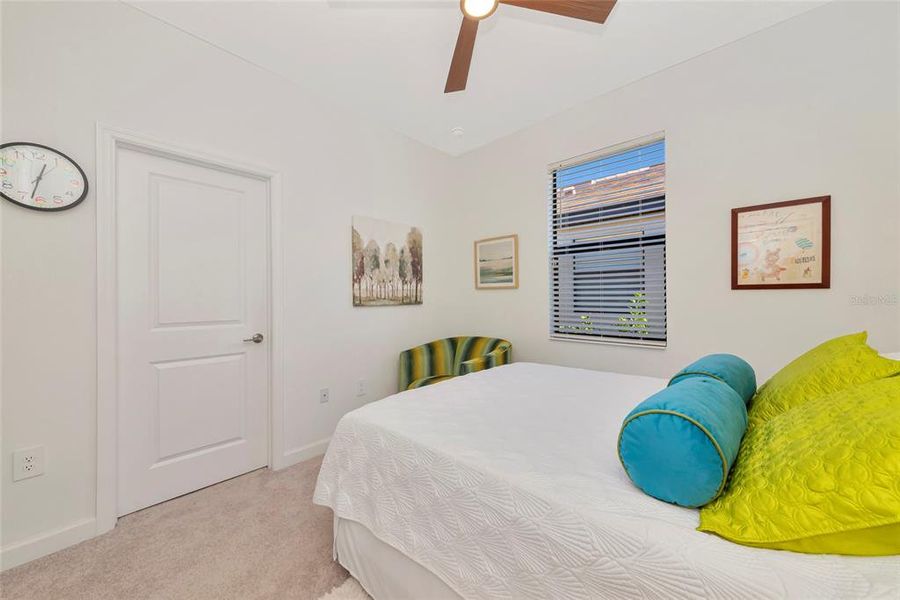 Furnished interior view inside a new home in Lorraine Lakes at Lakewood Ranch, Lakewood Ranch (Image 41).