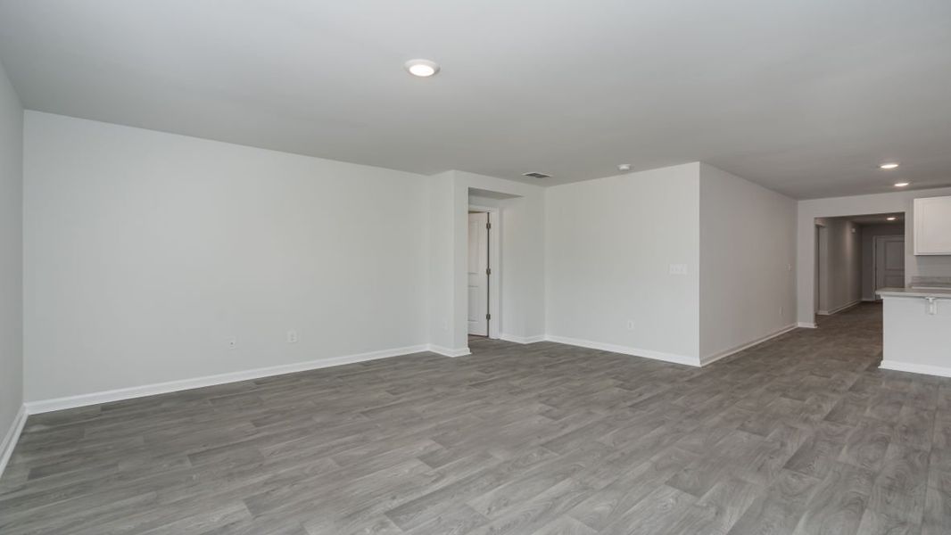 Representative unfurnished interior of a home built from the Cali by D.R. Horton in Jordanville Farms, Galivants Ferry (Image 28).