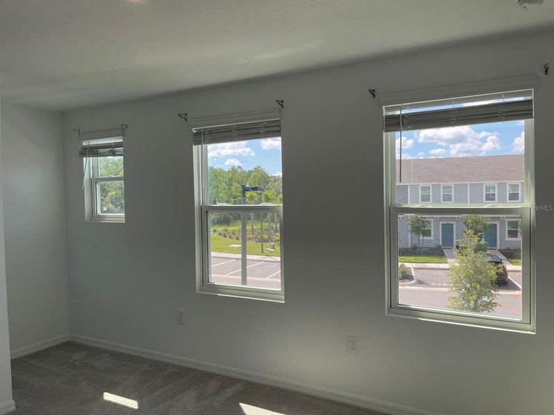 Spacious, unfurnished interior of a new home in , Kissimmee (Image 11).