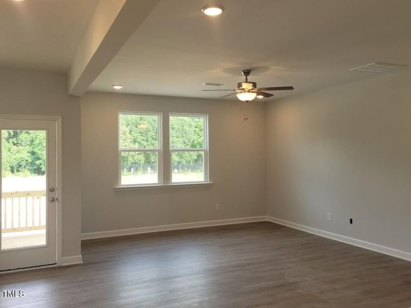 Spacious, unfurnished interior of a new home in Tobacco Road, Angier (Image 86). Spacious, unfurnished interior of a new home in Tobacco Road, Angier (Image 86).