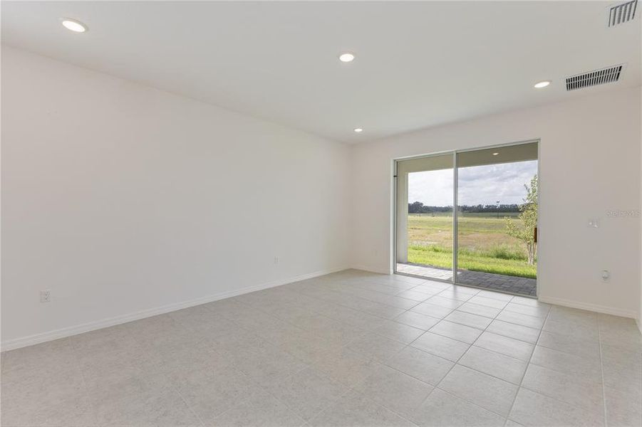 Spacious, unfurnished interior of a new home in Highfield at Twisted Oaks, Wildwood (Image 6).