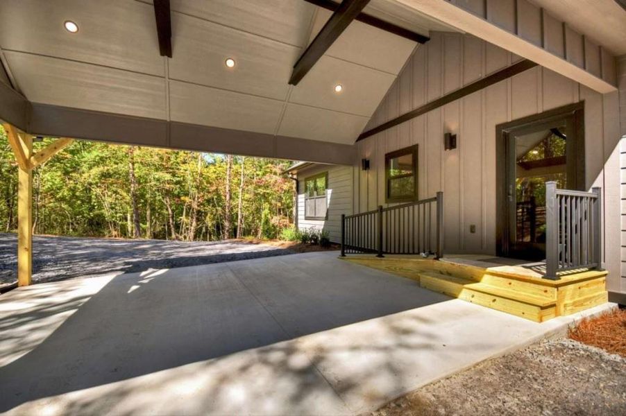Exterior details and patio area of a home in , McCaysville (Image 22).