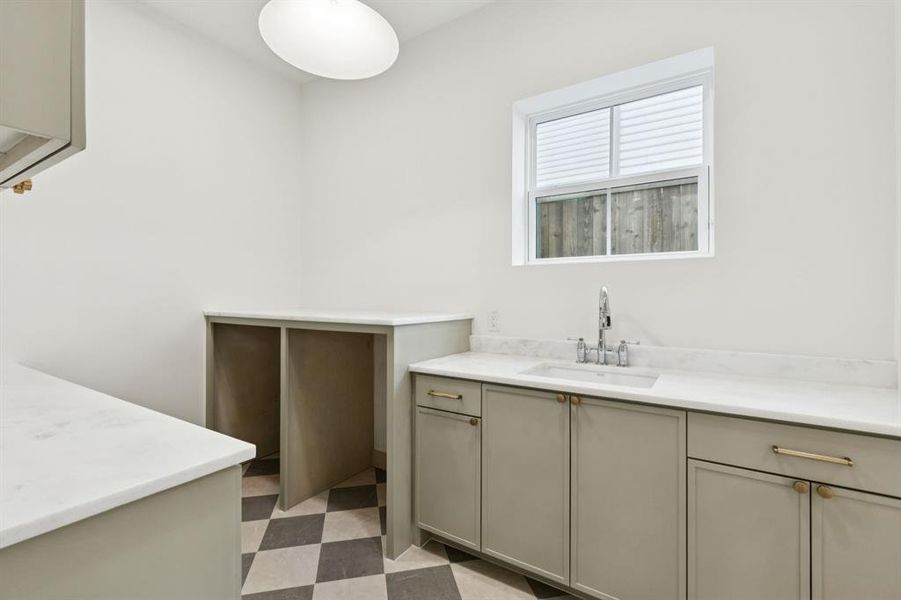 Furnished interior view inside a new home in , Dallas (Image 13). Furnished interior view inside a new home in , Dallas (Image 13).