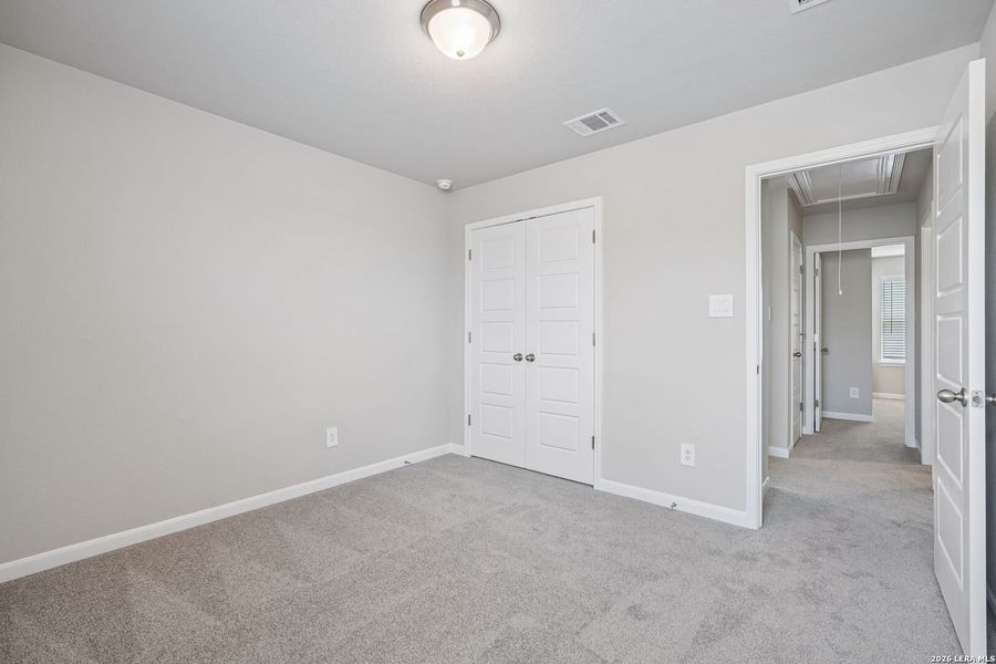 Spacious, unfurnished interior of a new home in Arcadia Ridge - Premier Series, San Antonio (Image 30).