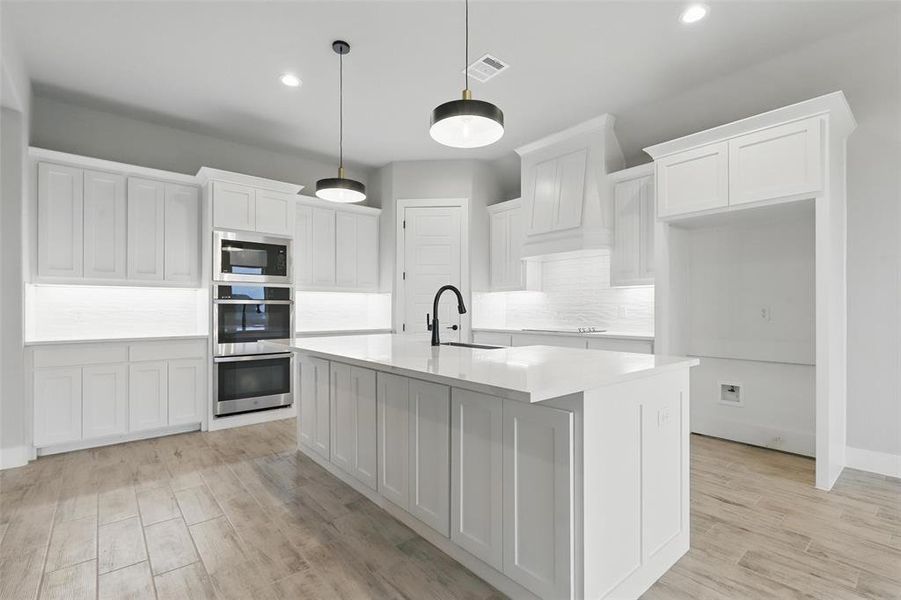 Image 14 of a home in Coyote Crossing. Image 14 of a home in Coyote Crossing.