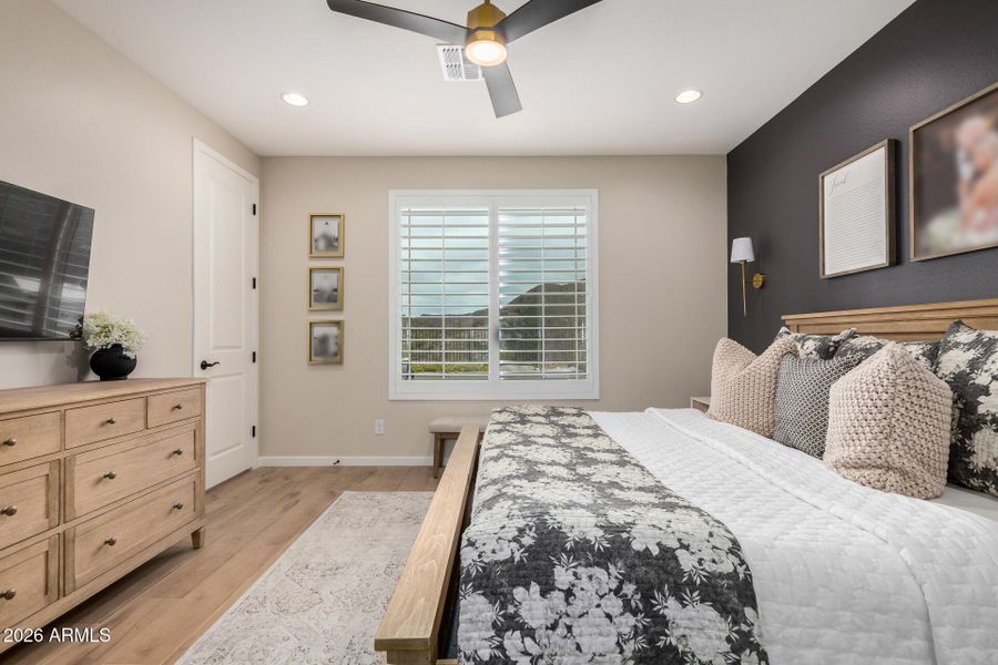 Mountain View Primary Bedroom