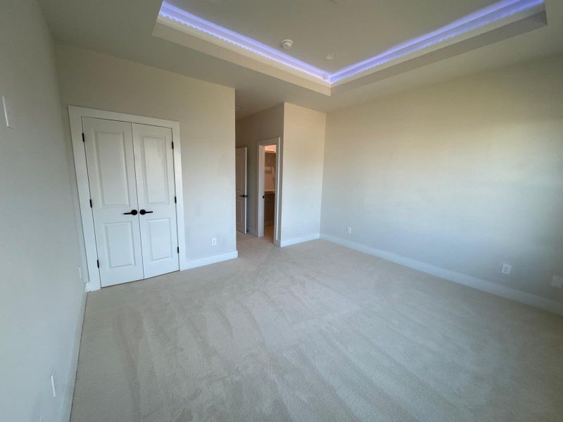 Spacious, unfurnished interior of a new home in , Houston (Image 30).