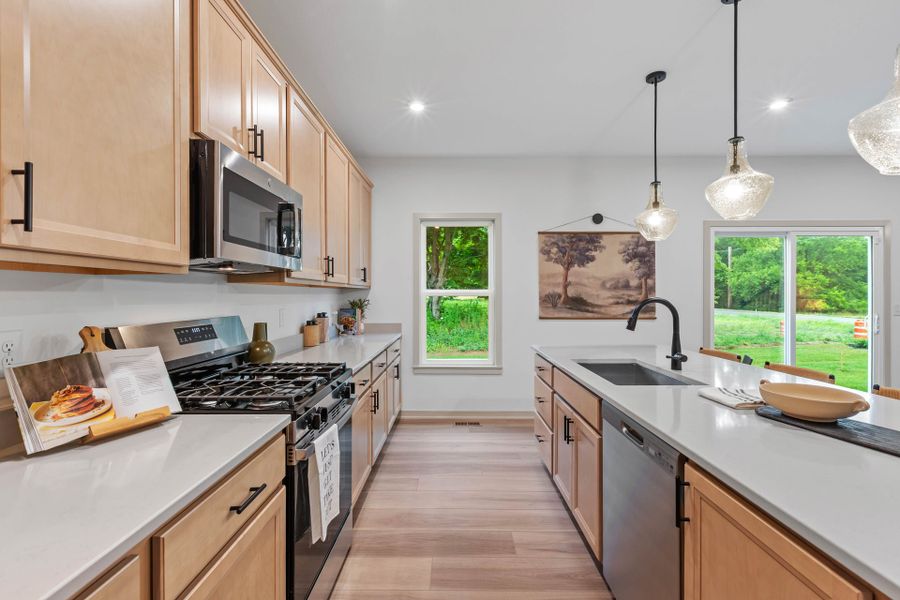 Representative furnished interior of a home built from the Fairfax by Fischer Homes in Bridle Run, Louisville (Image 8).