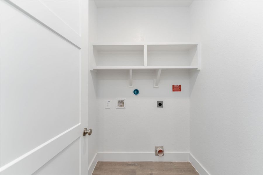 Spacious, unfurnished interior of a new home in Elyson, Katy (Image 19).