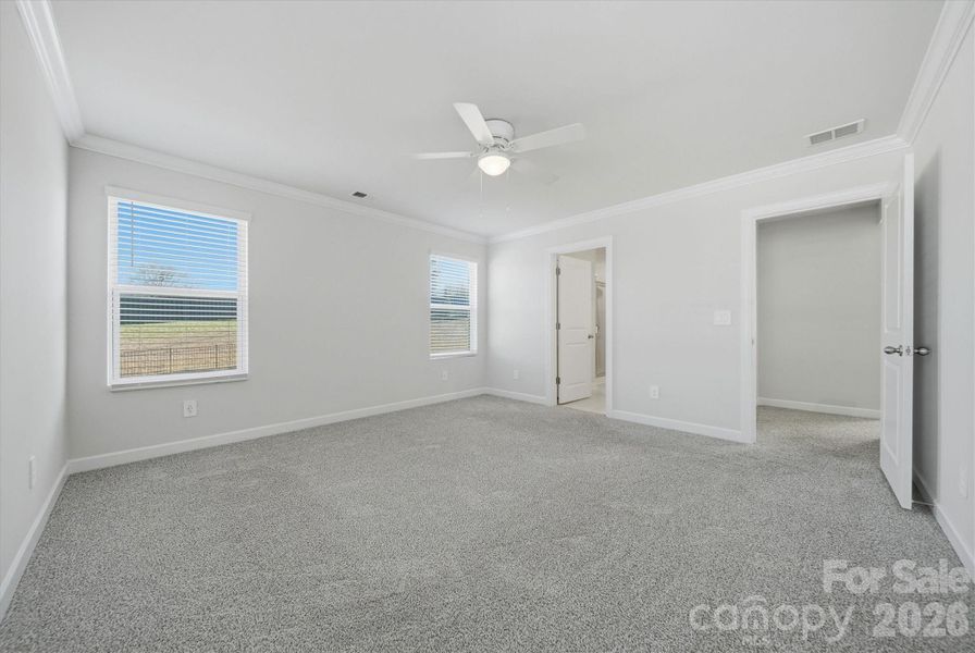 Spacious, unfurnished interior of a new home in , Conover (Image 25).