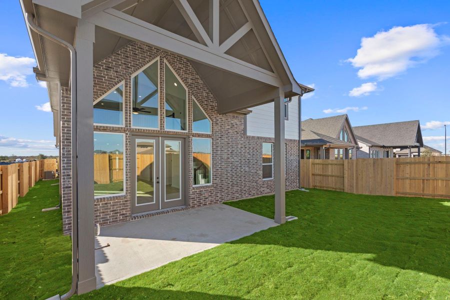 Exterior details and patio area of a home in Elyson 45' & 70', Katy (Image 2).
