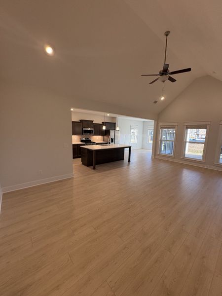 Spacious, unfurnished interior of a new home in Rookers Bend, Smyrna (Image 12).