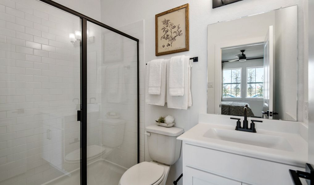 Extra Suite Bath