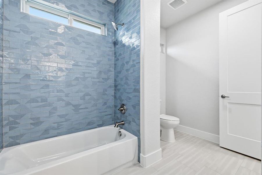 Furnished interior view inside a new home in , Mesquite (Image 9).