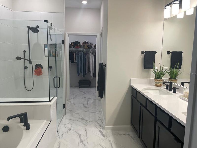 Furnished interior view inside a new home in , Punta Gorda (Image 2). Furnished interior view inside a new home in , Punta Gorda (Image 2).