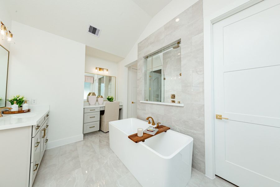 Representative furnished interior of a home built from the Vanderbilt by Beazer Homes in COLTON, Todd Mission (Image 12).