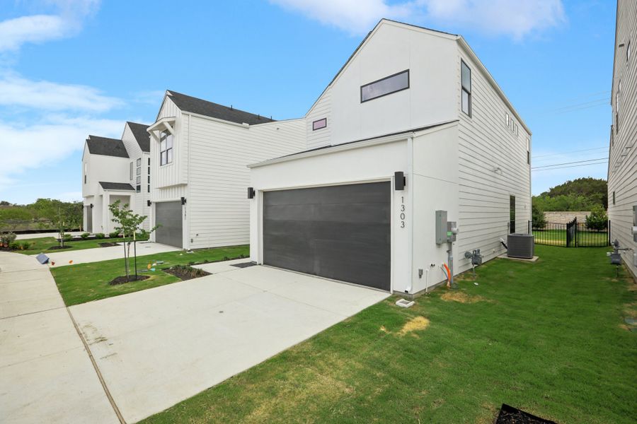 Representative exterior photo of a completed home built from the Elizabeth by Risewell Homes in Novel, Austin, TX (Image 20).