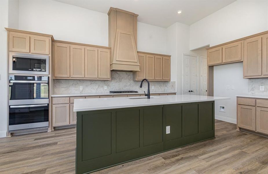 Furnished interior view inside a new home in Sagebrush Addition, Midlothian (Image 11).