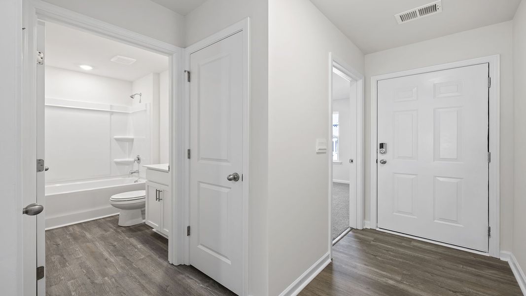 Spacious, unfurnished interior of a new home in Harper Ridge, Roebuck (Image 15).