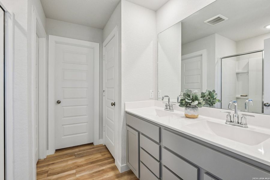 Furnished interior view inside a new home in Blue Ridge Ranch, San Antonio (Image 15).