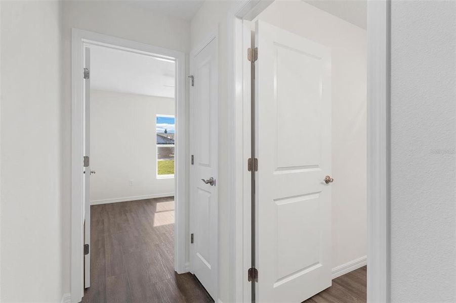 Spacious, unfurnished interior of a new home in , Leesburg (Image 36).