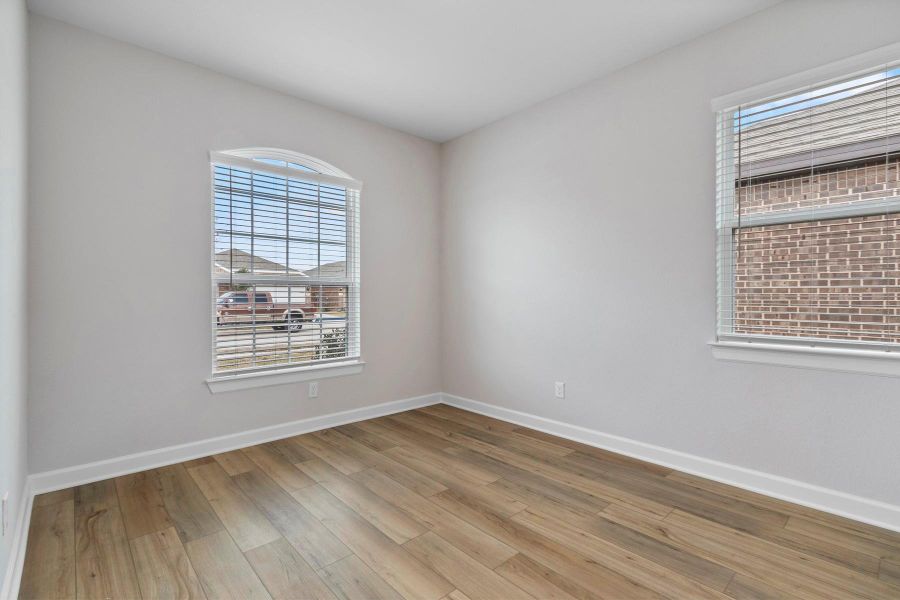 Spacious, unfurnished interior of a new home in Emberly, Beasley (Image 12).