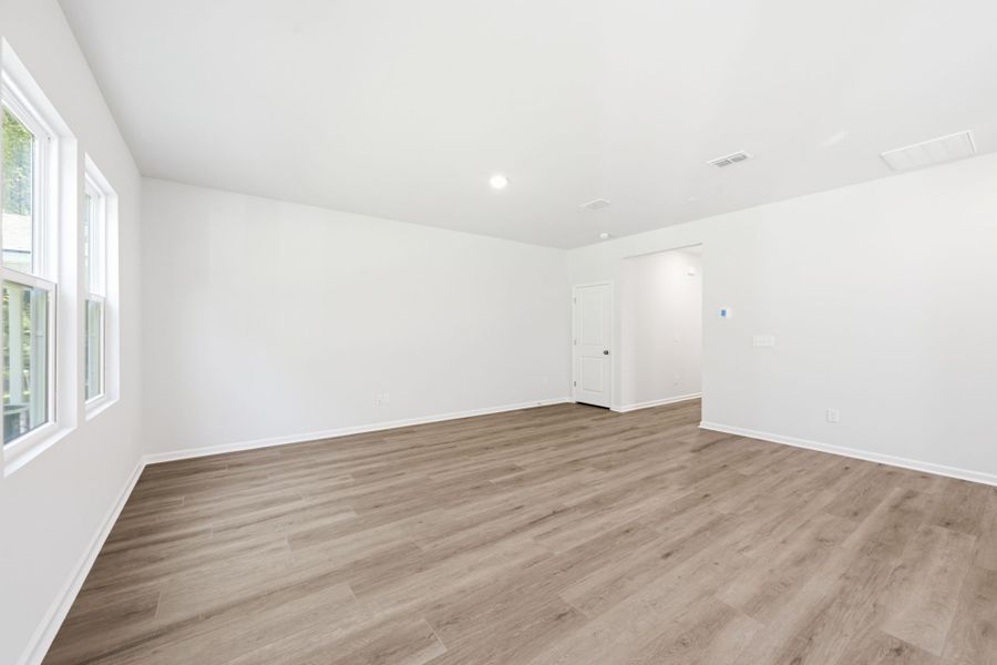 Spacious, unfurnished interior of a new home in Grand Arbor, Blythewood (Image 15). Spacious, unfurnished interior of a new home in Grand Arbor, Blythewood (Image 15).