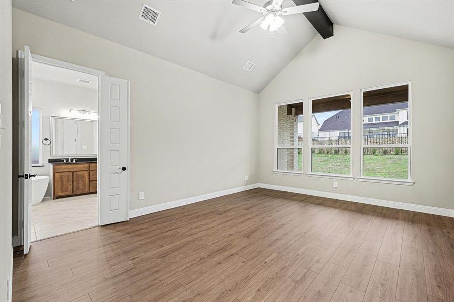 Spacious, unfurnished interior of a new home in , Prosper (Image 27).