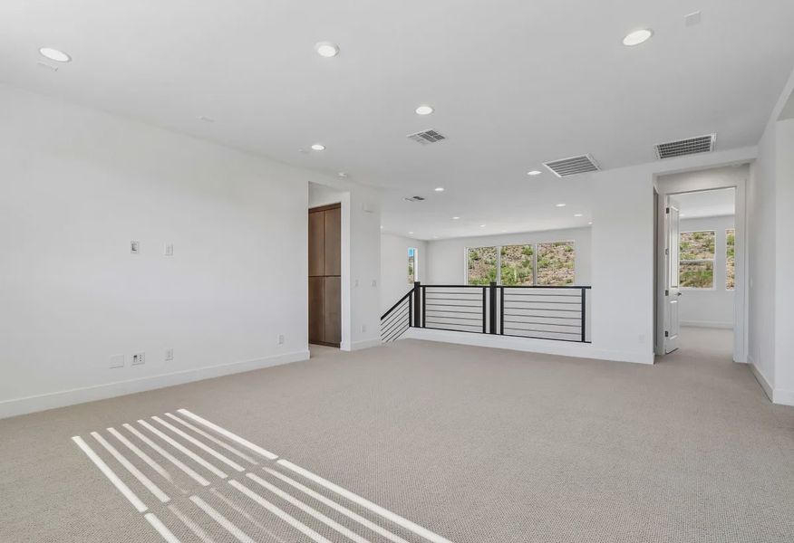 Loft - 12 of 17