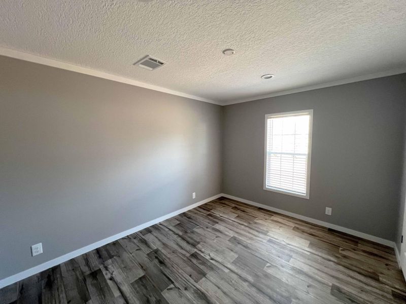 Spacious, unfurnished interior of a new home in , Manning (Image 35).