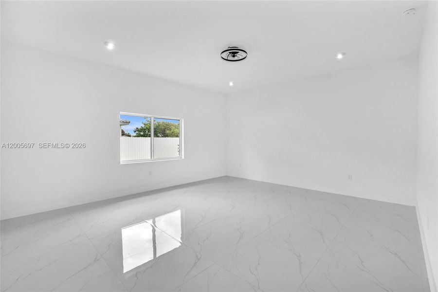 Spacious, unfurnished interior of a new home in , Homestead (Image 34).