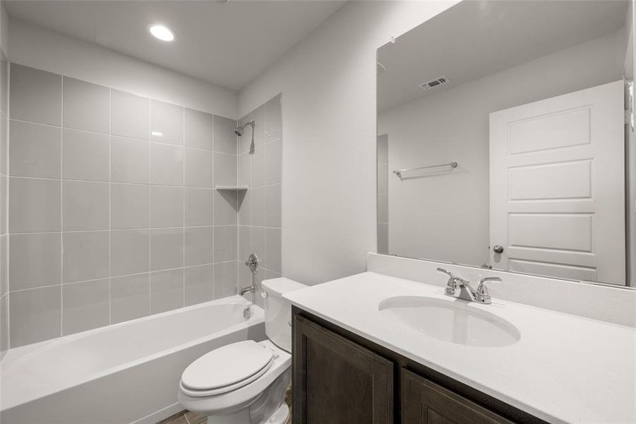 660 Sandiford- Bathroom-1 660 Sandiford- Bathroom-1