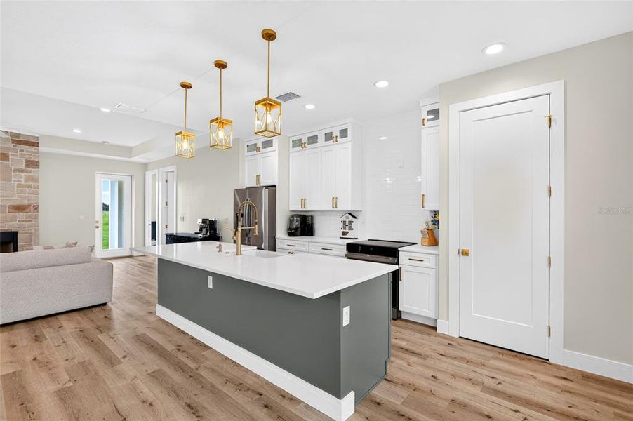 Furnished interior view inside a new home in , Bushnell (Image 37).
