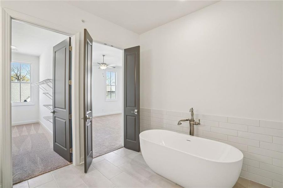 Furnished interior view inside a new home in Waterside Condos, Peachtree Corners (Image 12).