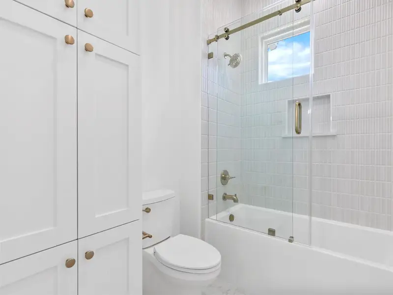 Furnished interior view inside a new home in , Smithville (Image 11).