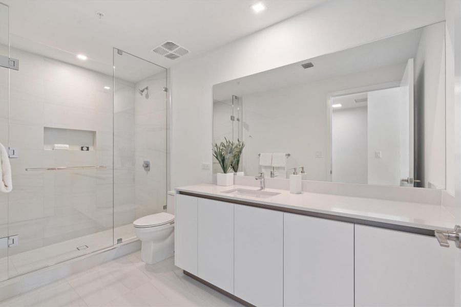 Furnished interior view inside a new home in , Pompano Beach (Image 13).