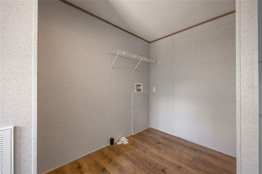 Spacious, unfurnished interior of a new home in , Interlachen (Image 36).