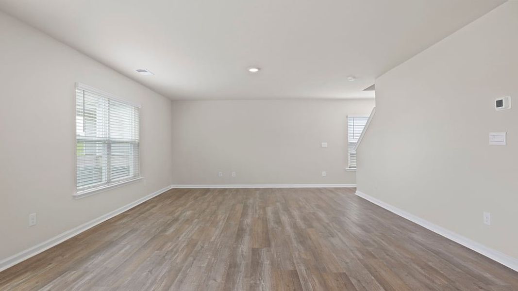 Spacious, unfurnished interior of a new home in Lakestone, Woodruff (Image 21).