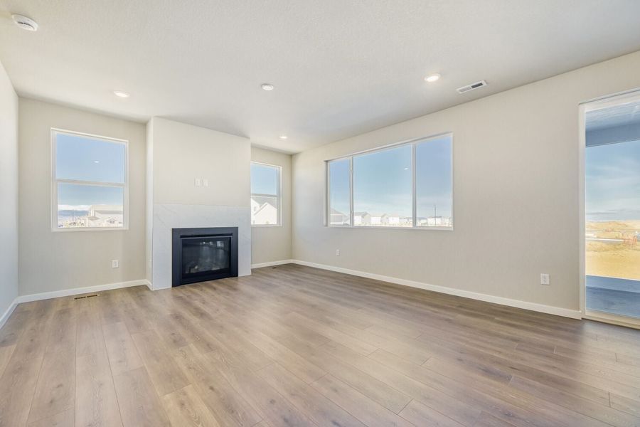 New Home in Frederick, CO.  - Slide 7